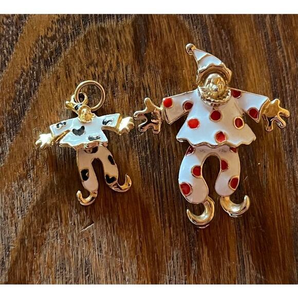2 Vintage Metal enabled Clown charm and brooch. Dancing. Red & Black. Circus. - Picture 1 of 4